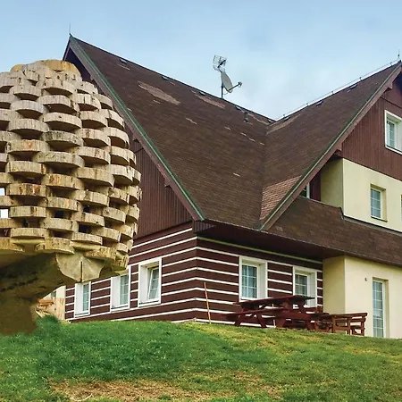 Eight Bedroom Holiday In Horni Mala Upa Pec pod Sněžkou